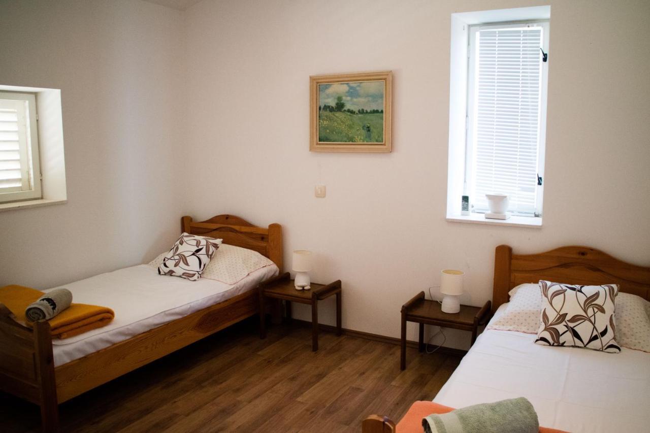Apartman Klara Lumbarda Zewnętrze zdjęcie